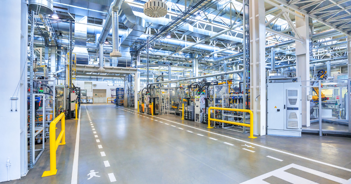 How Laminated Safety Glass Eliminates High-Haze Degradation in Metalworking Environments
